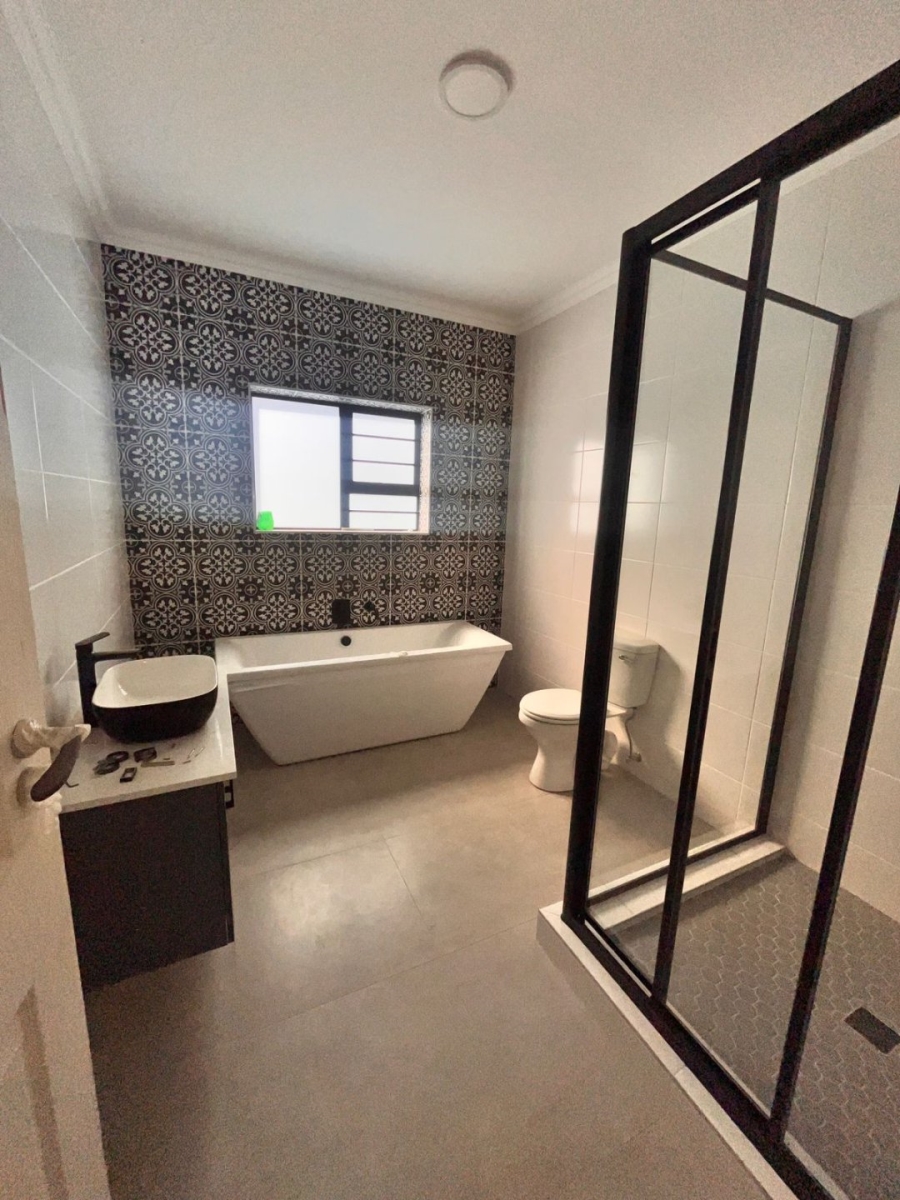 3 Bedroom Property for Sale in Fountains Estate Eastern Cape